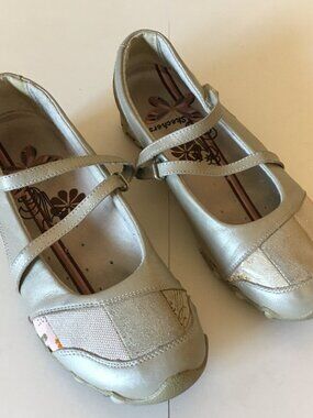 Skechers Mary Jane Shoes 7 Patchwork Beige Gold Neutral Floral Flats Leather y2k